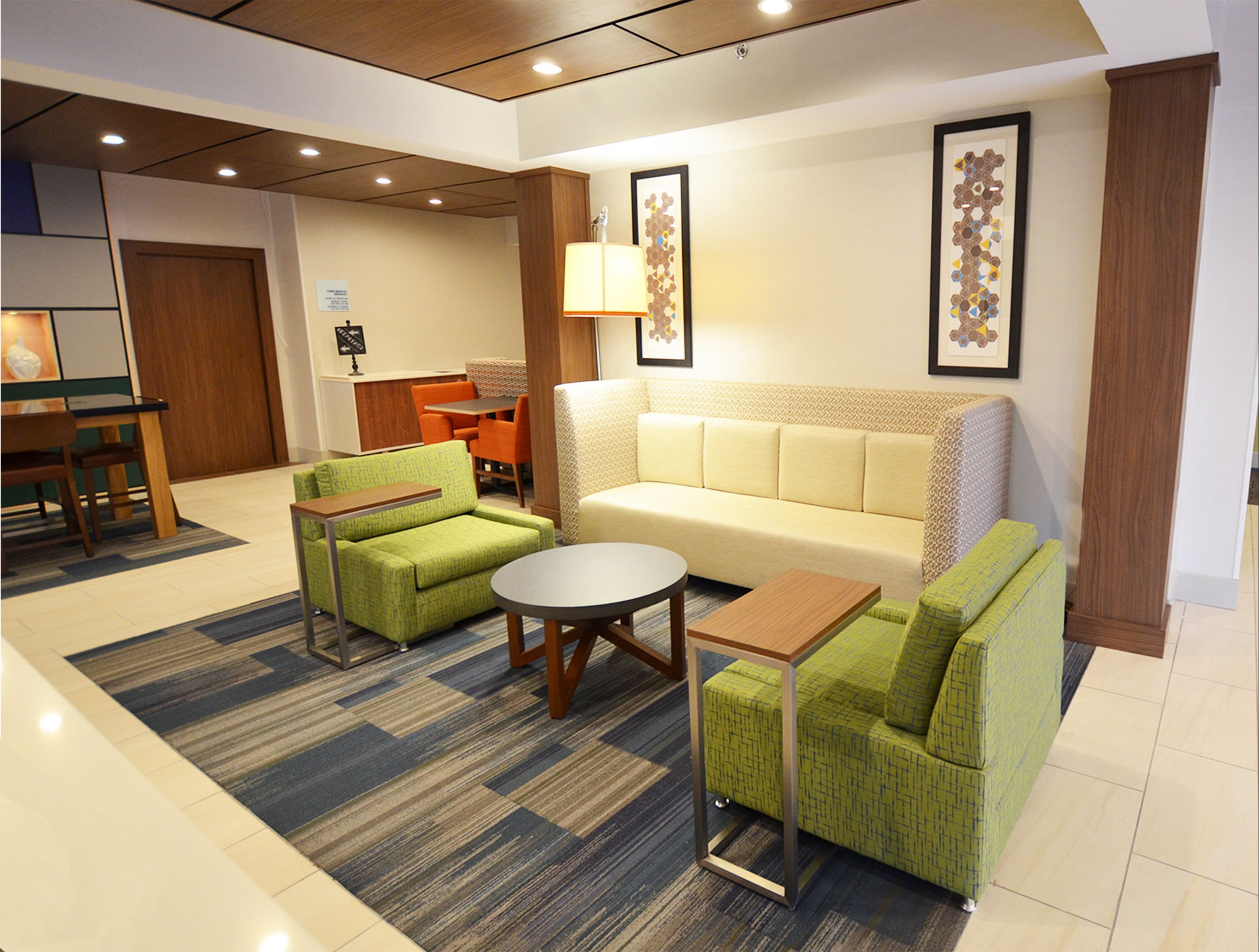 Holiday Inn Express Pittsburgh-Bridgeville By IHG