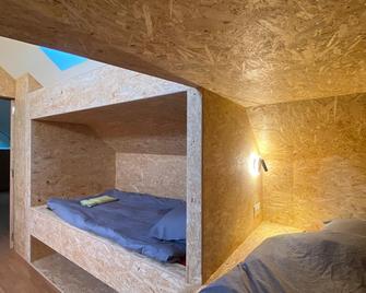 Bed&Bloc Climber Guesthouse - Ury - Schlafzimmer