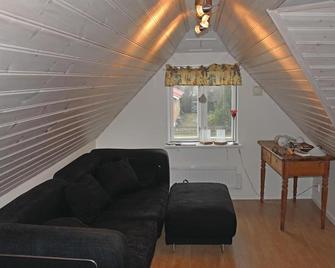Amazing home in Sölvesborg with kitchen - Sölvesborg - Wohnzimmer