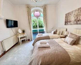 The Chapel Guest House - St. Austell - חדר שינה