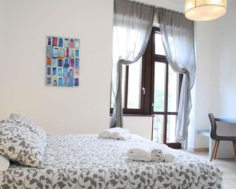 Bed and Breakfast Mia - Trento - Habitación