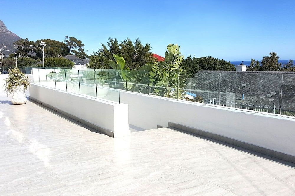 Cbay58 - Cape Town - Balcony
