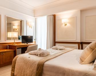 Grand Hotel Terme & Spa - Montegrotto Terme - Спальня