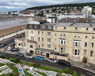 The Sandringham Hotel - Weston-super-Mare - Building