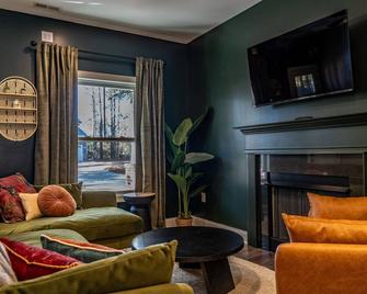 The Downtown Ace - Southern Pines - Living room