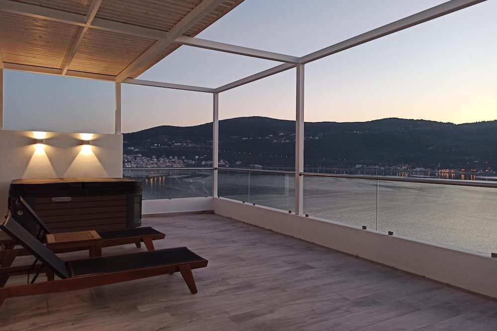 Anthemis Hotel Apartments