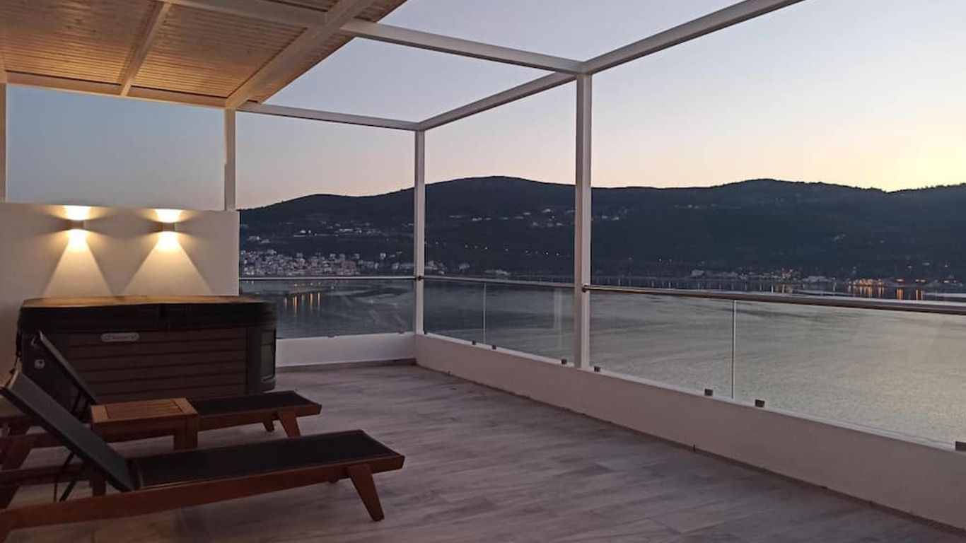 Anthemis Hotel Apartments