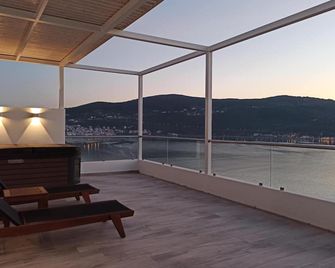 Anthemis Hotel Apartments - Samos - شرفة