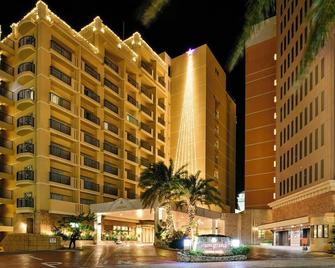 Vessel Hotel Campana Okinawa - Chatan - Rakennus