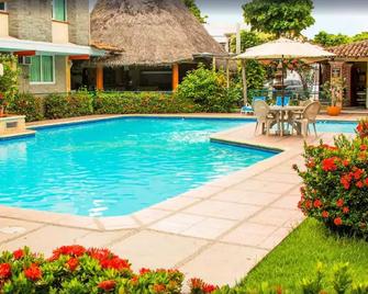 Hotel Vallartasol - Puerto Vallarta - Pool