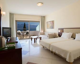 Porto Galini Seaside Resort & Spa - Nikiana - Bedroom