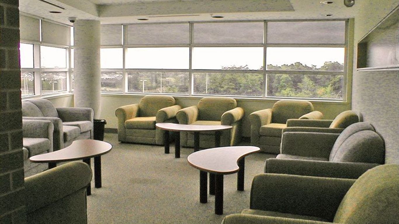 Residence & Conference Centre - Oshawa