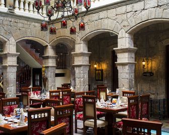 Roka Plaza Hotel Boutique - Ambato - Restaurante