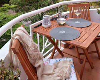 Stunning new apartment in centre of Buzet - Buzet - Balcony