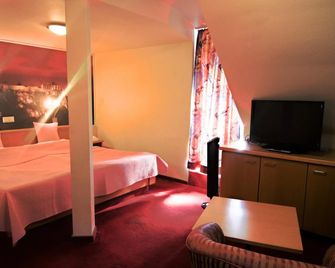 Hotel Strand-Café - Rossbach - Habitación