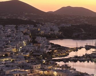 Salt Suites Paros - Naousa