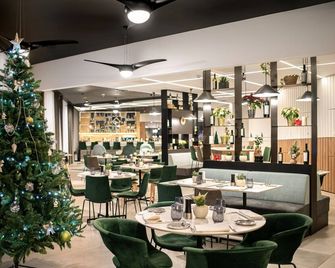 Hilton Garden Inn Bucharest Airport - Bucharest - Restaurant