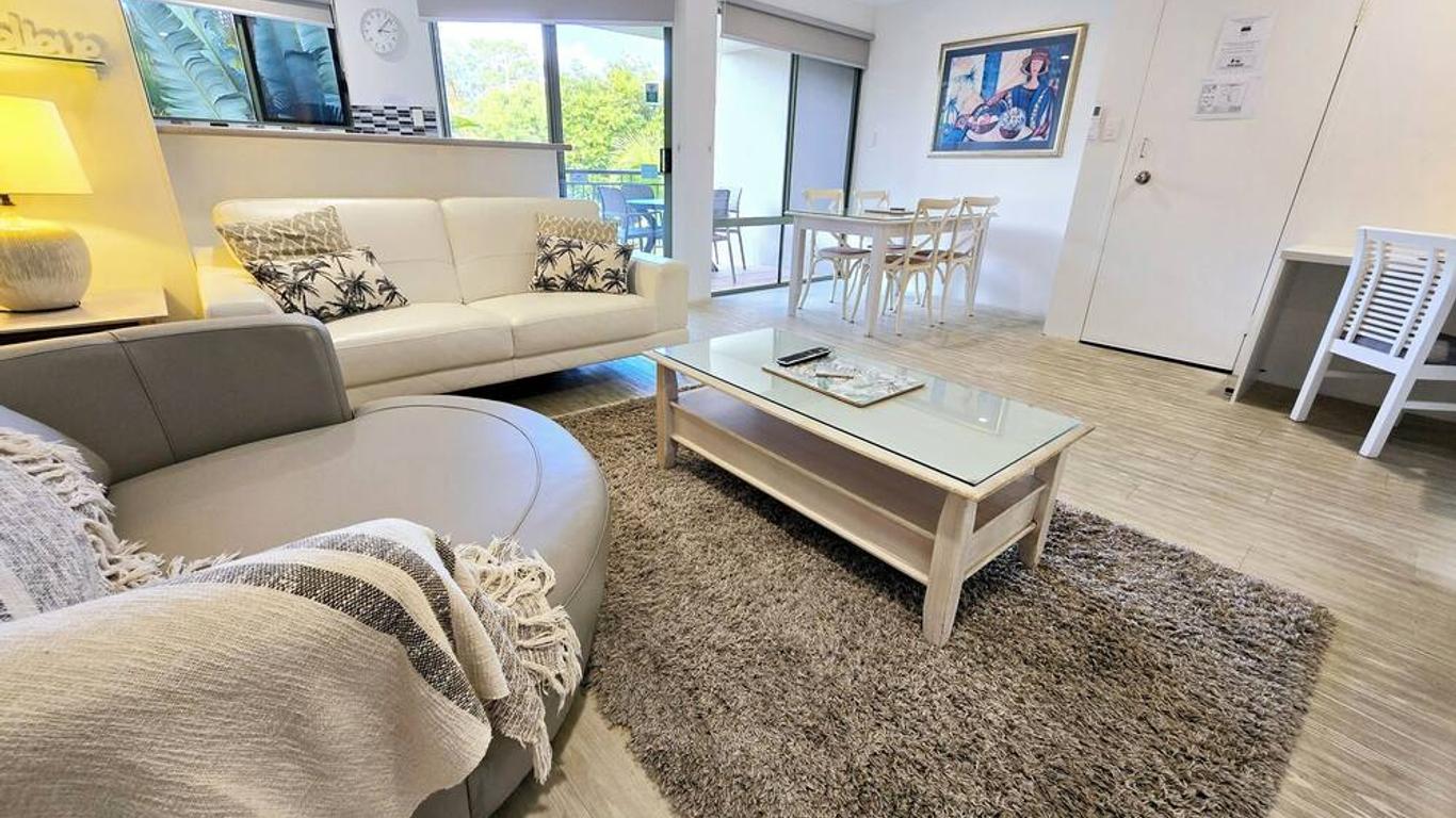 Noosa River Retreat