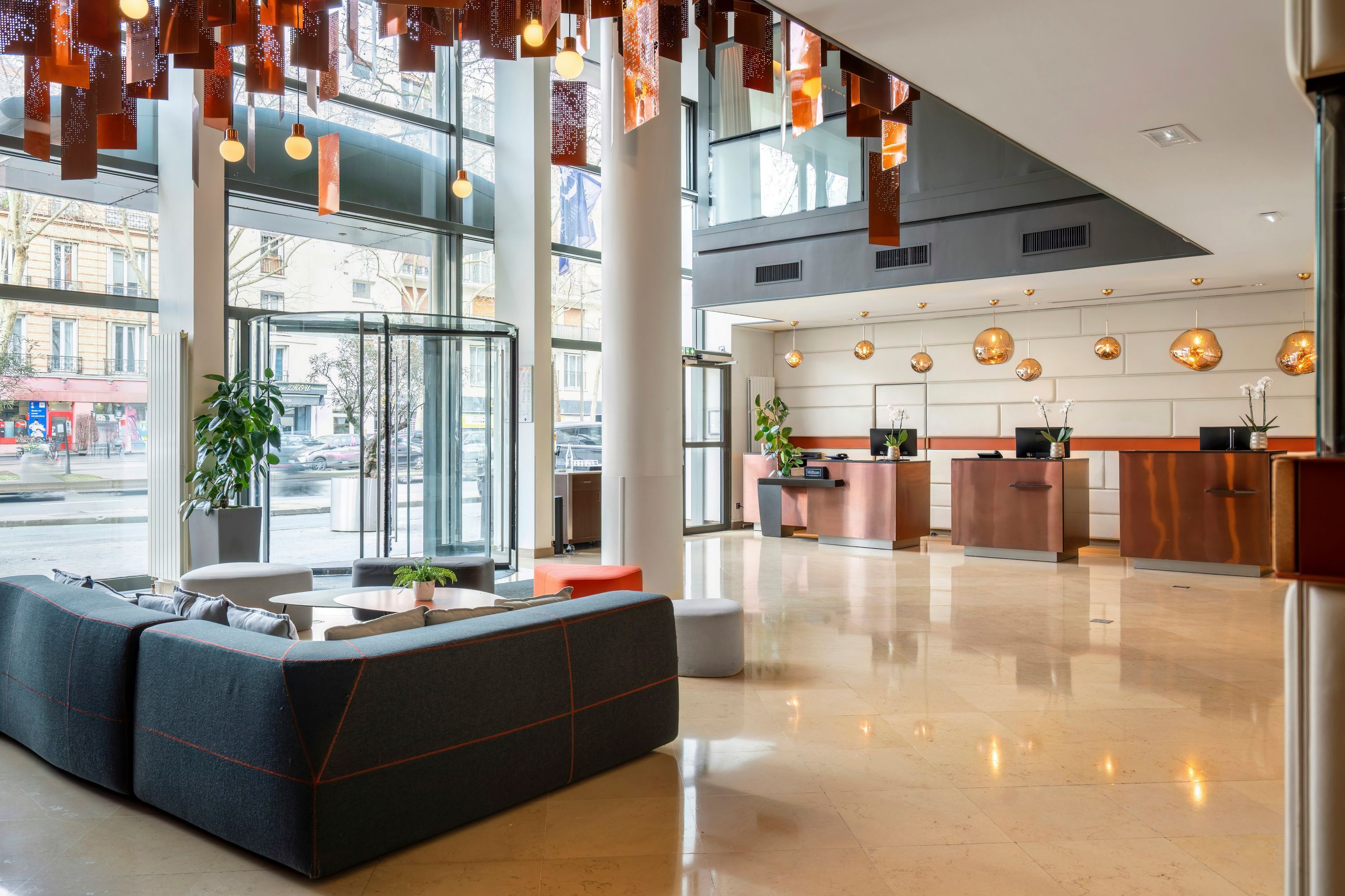 دبل تري باي هيلتون باريس بولوني