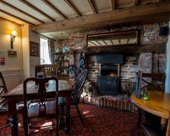 The Coach and Horses - Winchester - Dining room