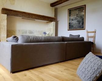 Character property with private pool - GERS - Biran - Saint-Arailles - Living room