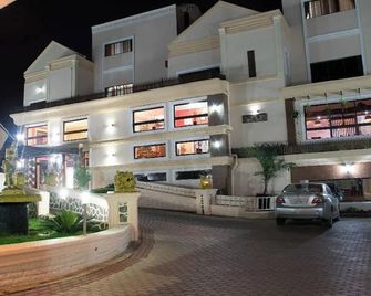 Casalinda Hotel & Gallery Resort - Abuja - Edificio