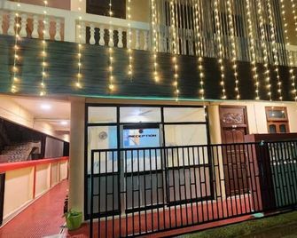 Hotel Roy's - Port Blair - Gebouw