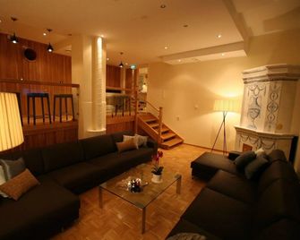 Homeland - Tampere - Lounge