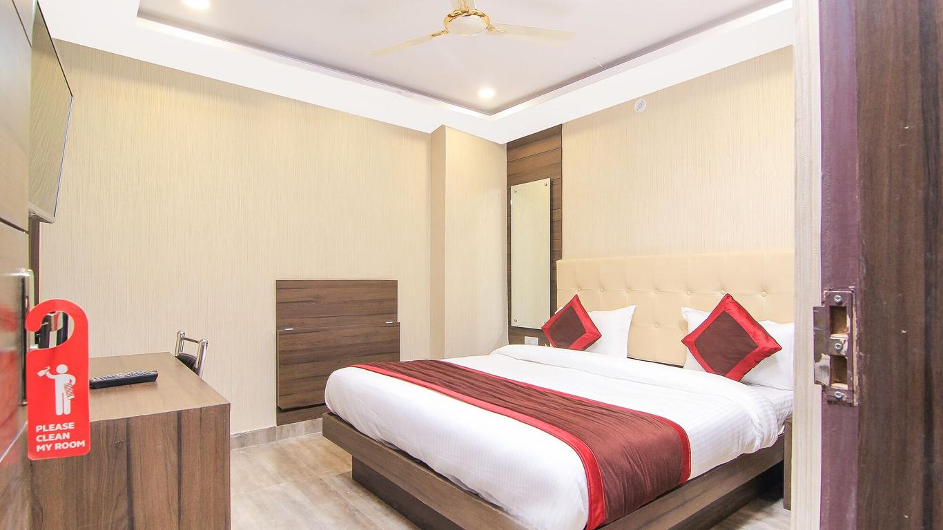 Oyo 14767 Welcome Inn