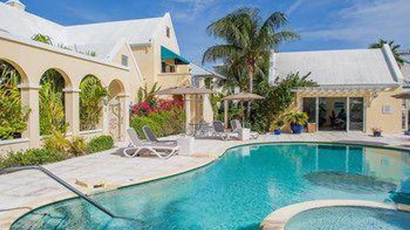 Reef Residences Resort on Grace Bay