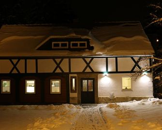 Willkommen im Zittauer Gebirge im Luftkurort Jonsdorf - Jonsdorf - Budova