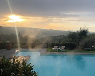 Villa I Barronci Resort & Spa - San Casciano Val Di Pesa - Pool