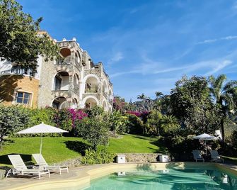 Posada del Tepozteco - Hotel & Gallery - Tepoztlán