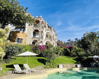 Posada del Tepozteco - Hotel & Gallery - Tepoztlán