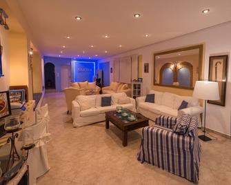 Saraya Resort - Álinda - Sala de estar