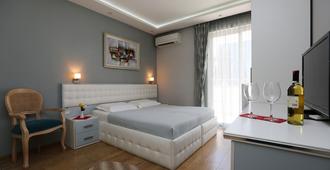 Hotel Vila Verde City Center - Tirana - Kamar Tidur