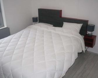 Le P'Tit Bouchon - Saint-Pierremont - Habitación