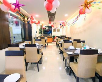 جينكس أوشا كيران أجرا - اغرا - مطعم