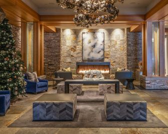 Four Seasons Resort Whistler - וויסלר - לובי