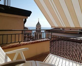 Terrace with seaview in Castellabate Cilento - Santa Maria di Castellabate - Balcone