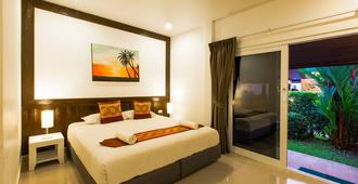Phuket Airport Hotel - Sakhu - חדר שינה