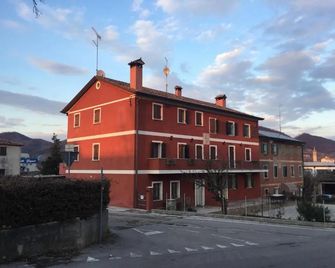 B&B Casa del Conte - Pieve di Soligo - Gebouw
