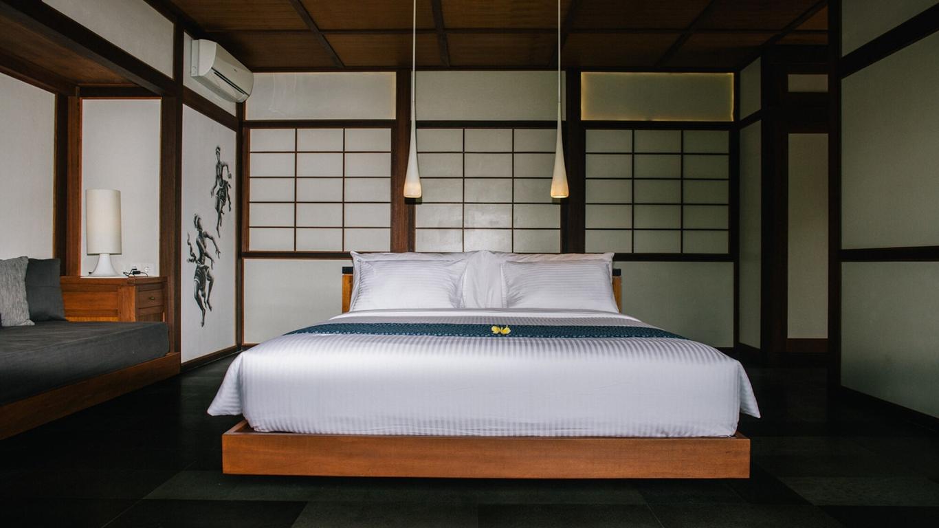 Suarapura Resort & Spa