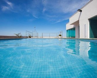 Paradiso Corporate - Cabo Frio - Piscina