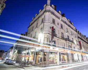 Hôtel Mercure Rennes Place Bretagne - רן - בניין