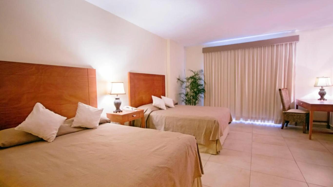 Hotel Arenas del Mar Resort