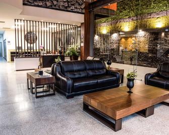 Comfort Inn Irapuato - Irapuato - Lobby
