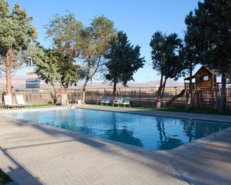Olancha RV Park and Motel - Olancha - Bể bơi