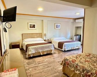 هوتل لاس أميريكاس - سانتا كروز - غرفة نوم