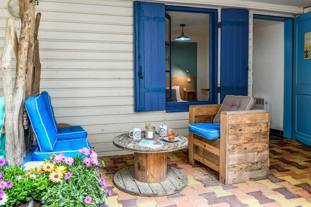 أوتال دو فرانس - ميميزان - شرفة مرصوفة